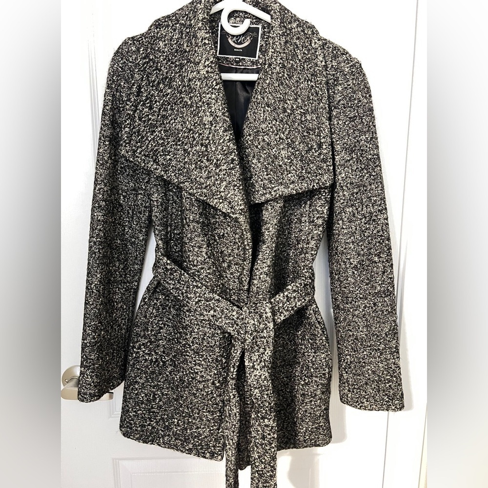 RW&CO. Black and White Textured Trench Coat - Picture 3 of 7